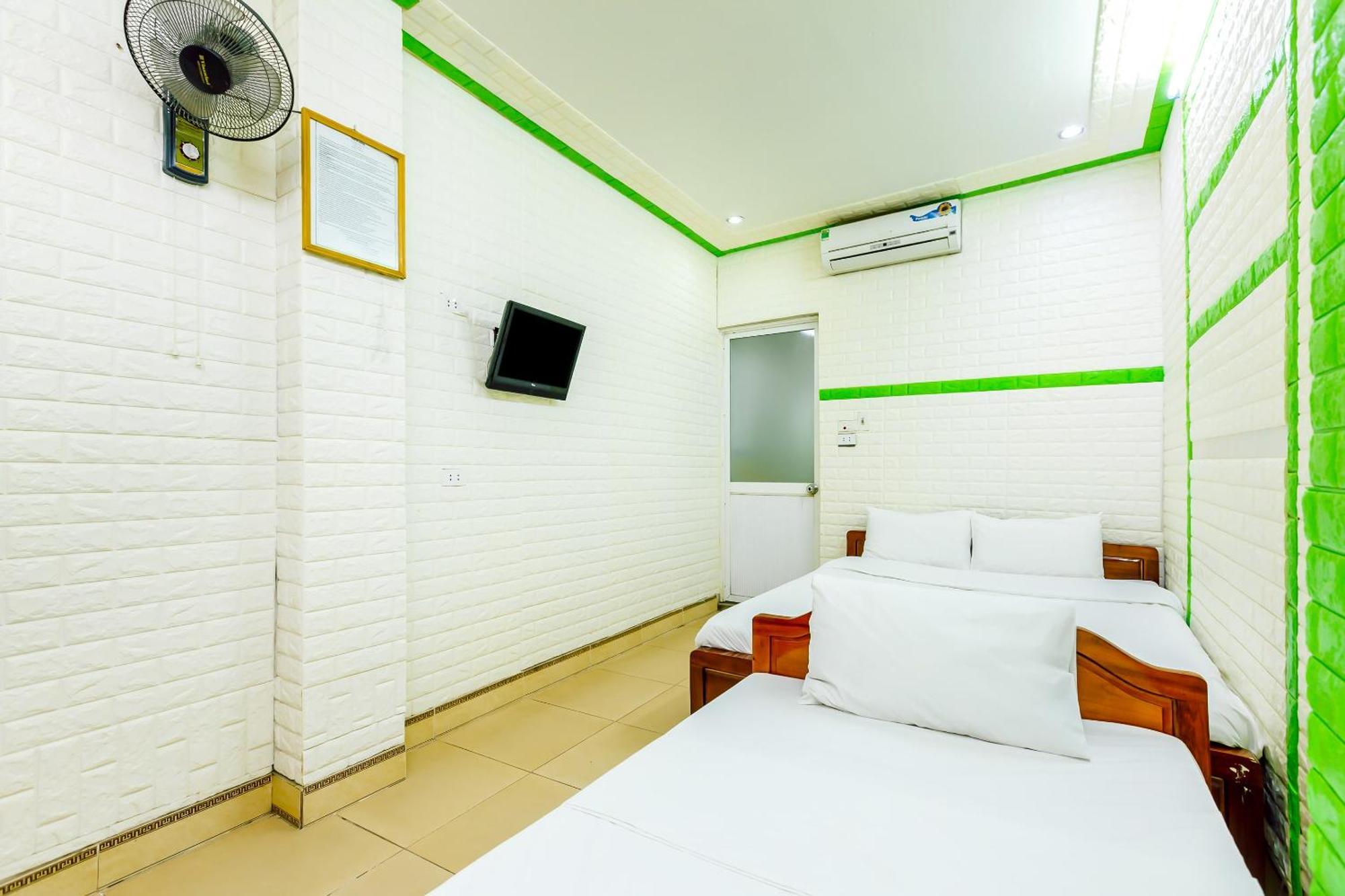 Oyo 604 Queen Hotel Spot-On Ханой Екстер'єр фото